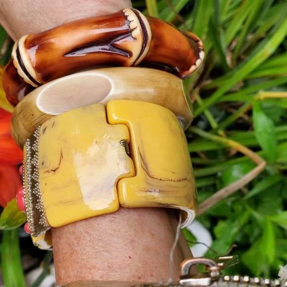 Vintage Bangle set - Picture 5 of 9